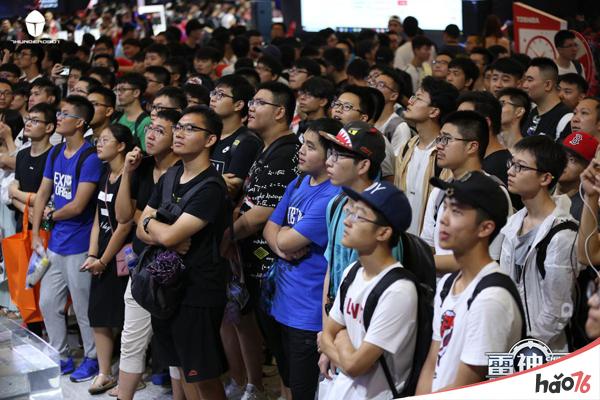 ChinaJoy2018 雷神的新品是扔在水里发布的